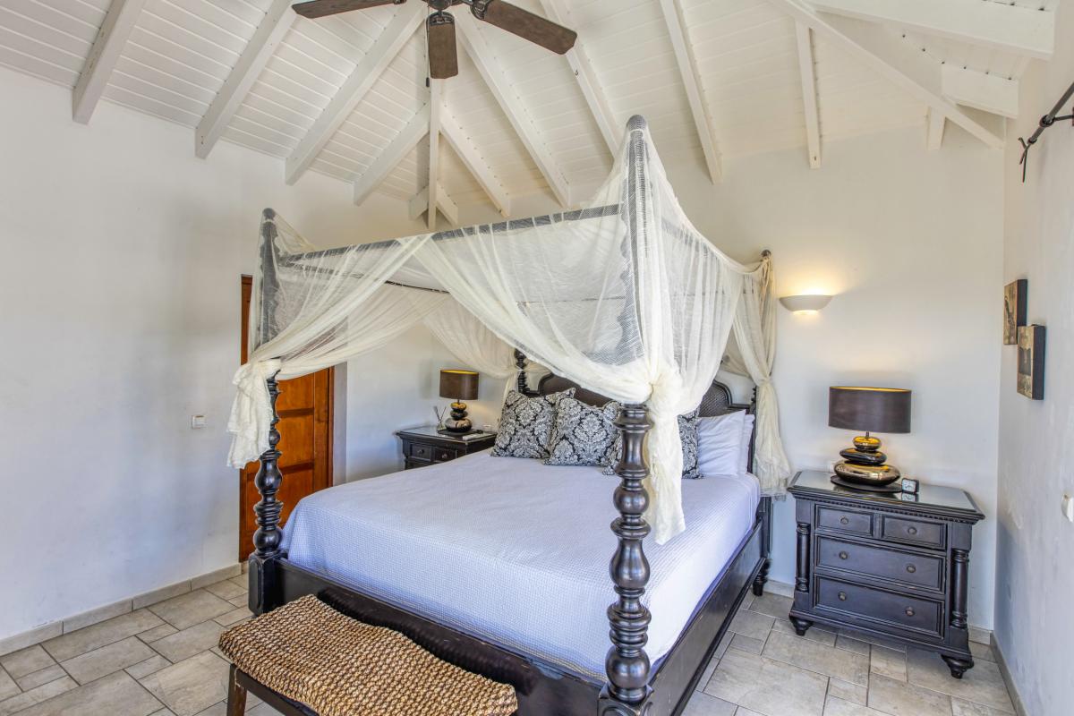 23- Location villa piscine Sea Vous Play Terres Basses Saint Martin_chambre 1
